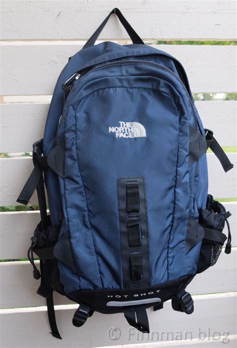 are there fake north face backpacks